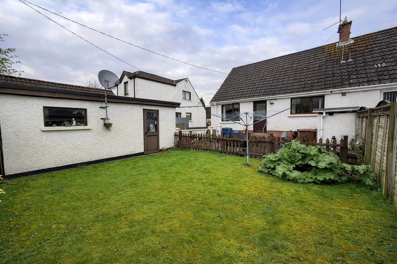 Greenburn Park, Lambeg, BT27, photo 9
