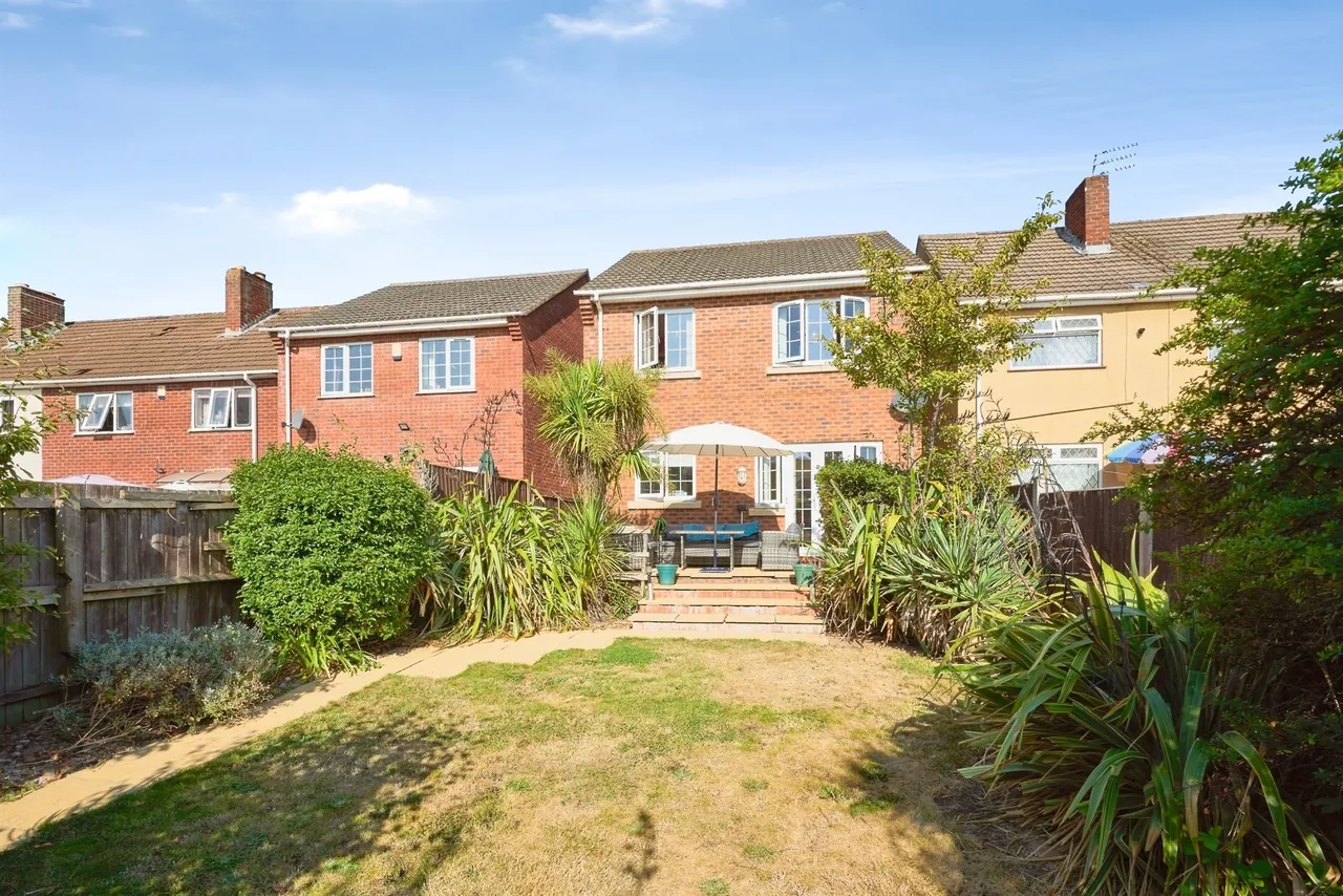 Robert Road, Tipton, DY4, photo 20