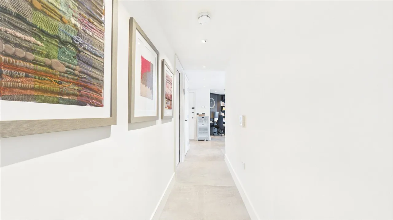 Flower Lane, London, NW7, photo 31