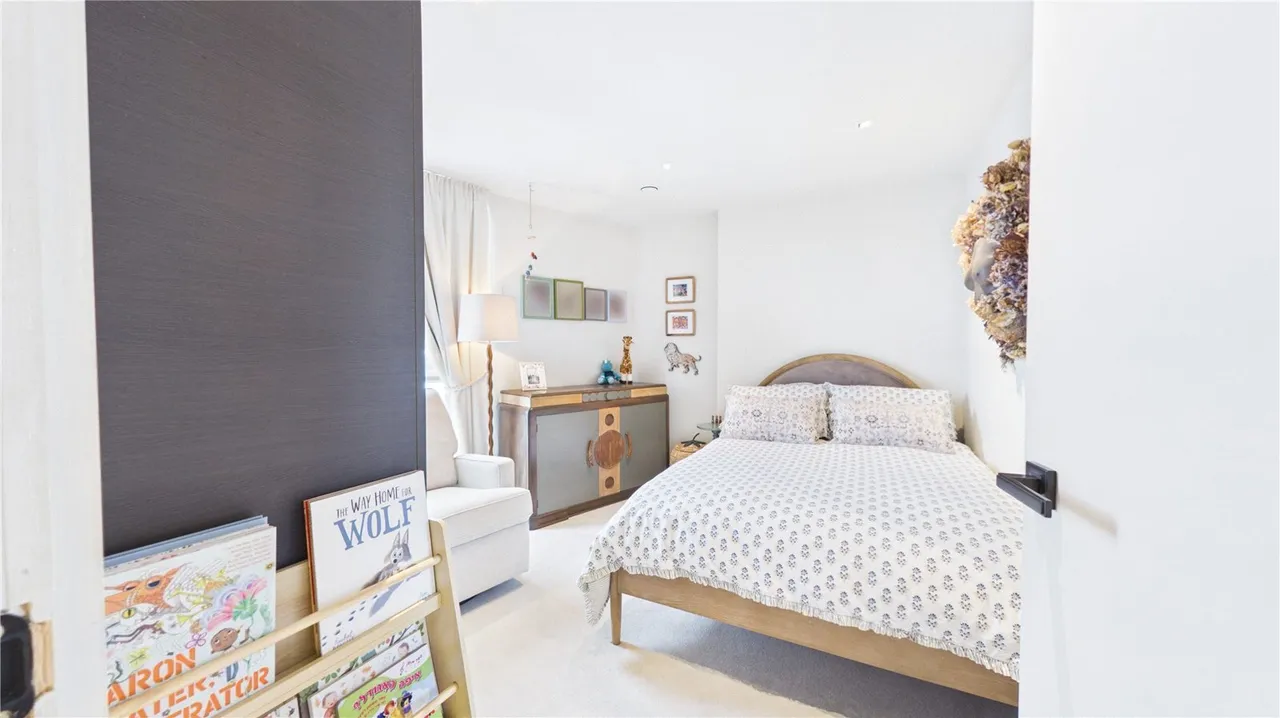 Flower Lane, London, NW7, photo 27