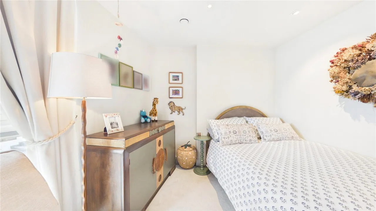 Flower Lane, London, NW7, photo 26