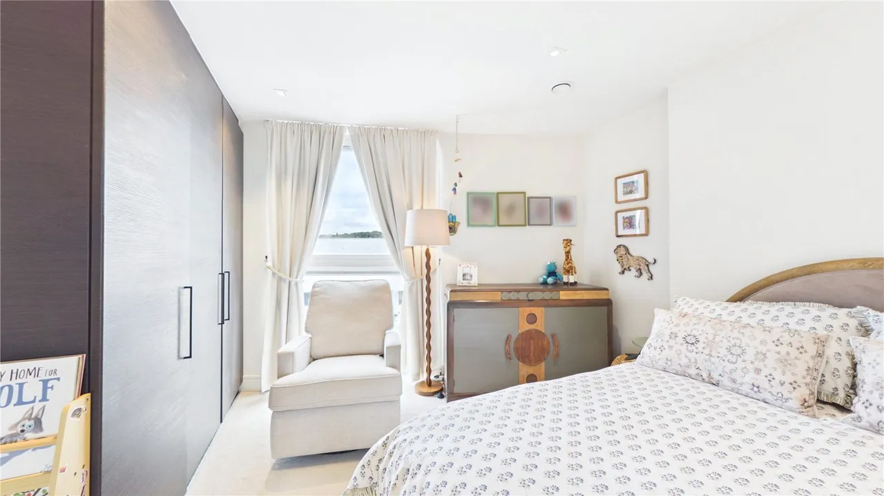 Flower Lane, London, NW7, photo 28