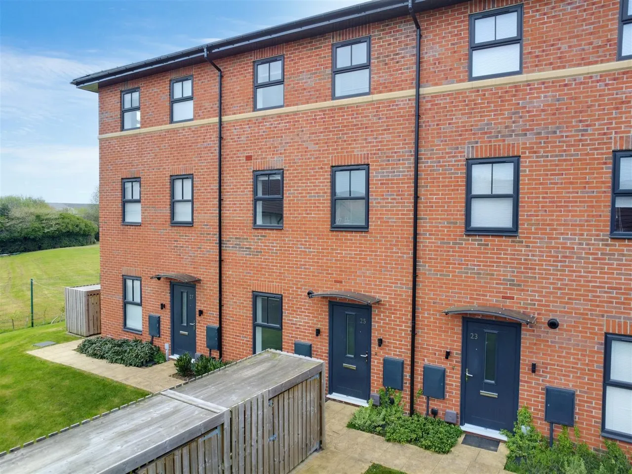 2 bed house for sale, Newbold Street, Bilborough, NG8