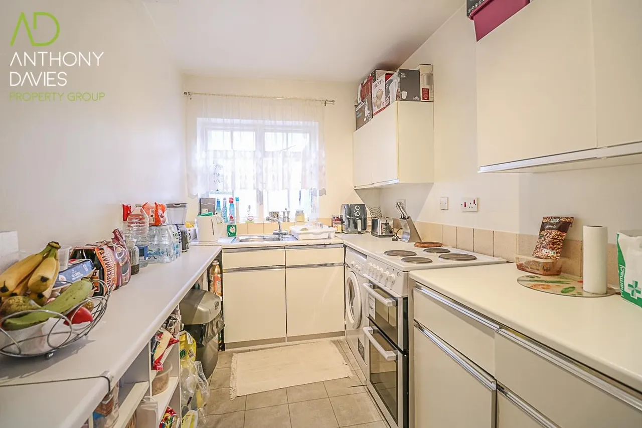 Crossbrook Street, Cheshunt EN8 8LY, photo 6