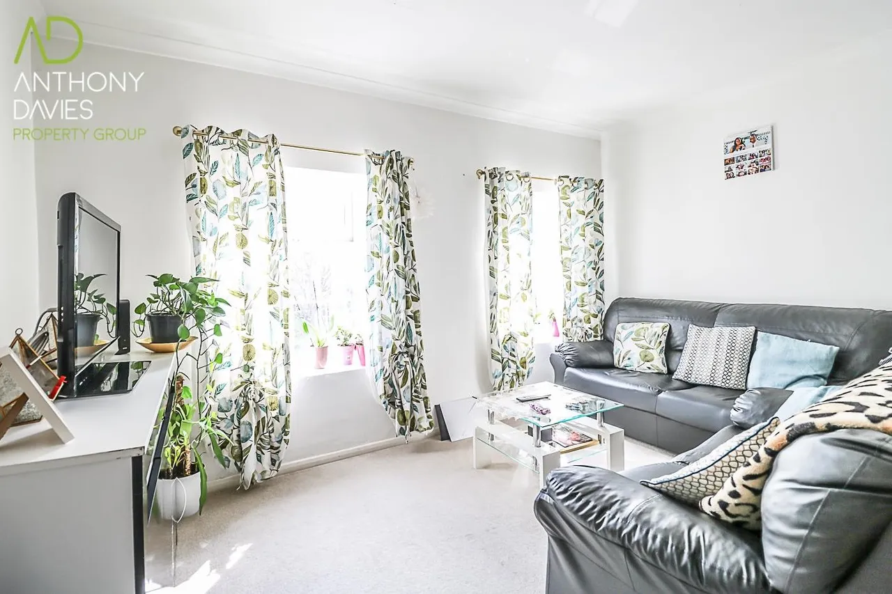 Crossbrook Street, Cheshunt EN8 8LY, photo 4