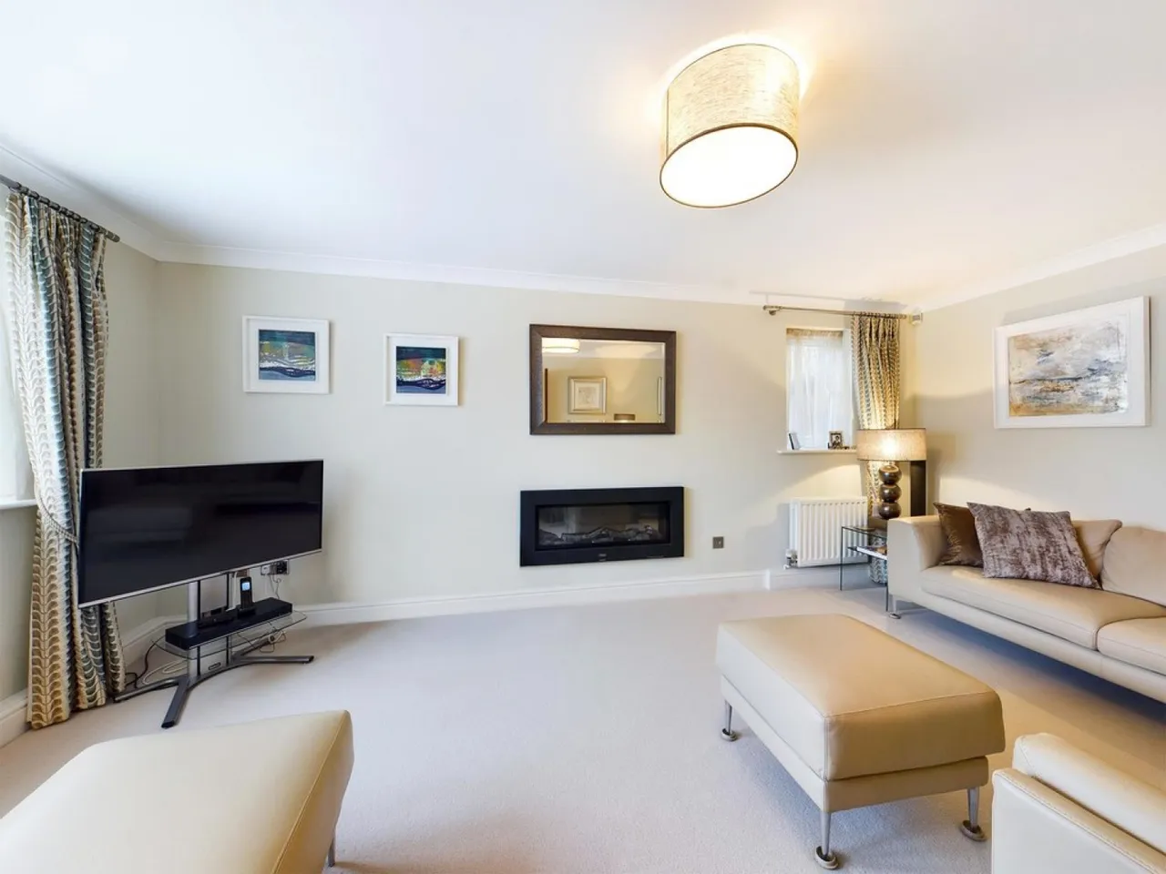 Cotsford, Old Brighton Road South, Pease Pottage, photo 3