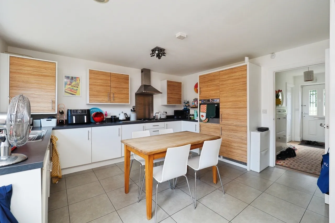 Welland Gardens, Bingham, NG13, photo 6
