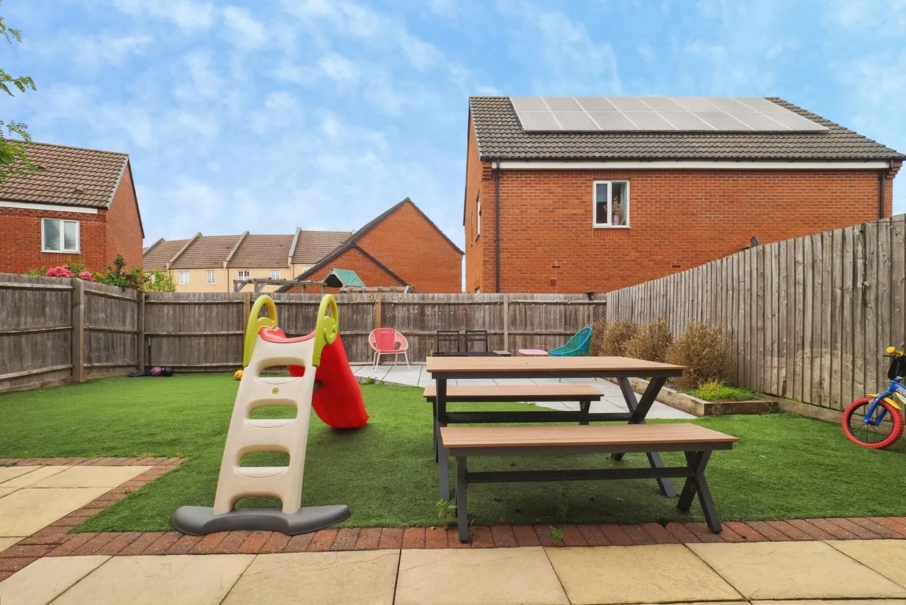 Welland Gardens, Bingham, NG13, photo 4