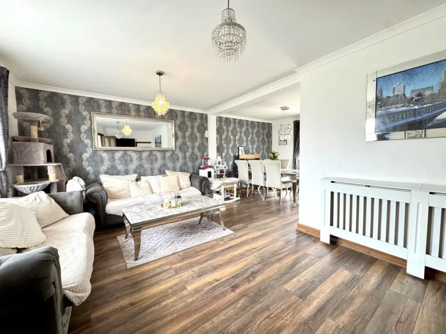Aneurin Crescent, Twynyrodyn, CF47, photo 6