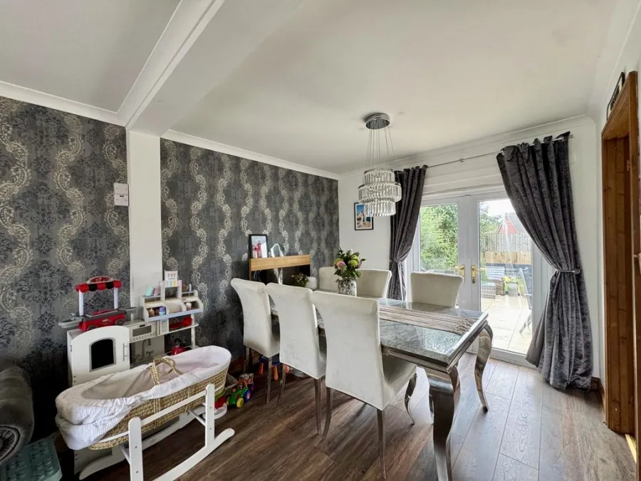 Aneurin Crescent, Twynyrodyn, CF47, photo 5
