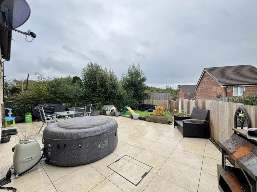 Aneurin Crescent, Twynyrodyn, CF47, photo 24