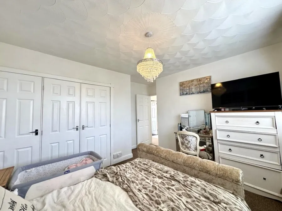 Aneurin Crescent, Twynyrodyn, CF47, photo 9