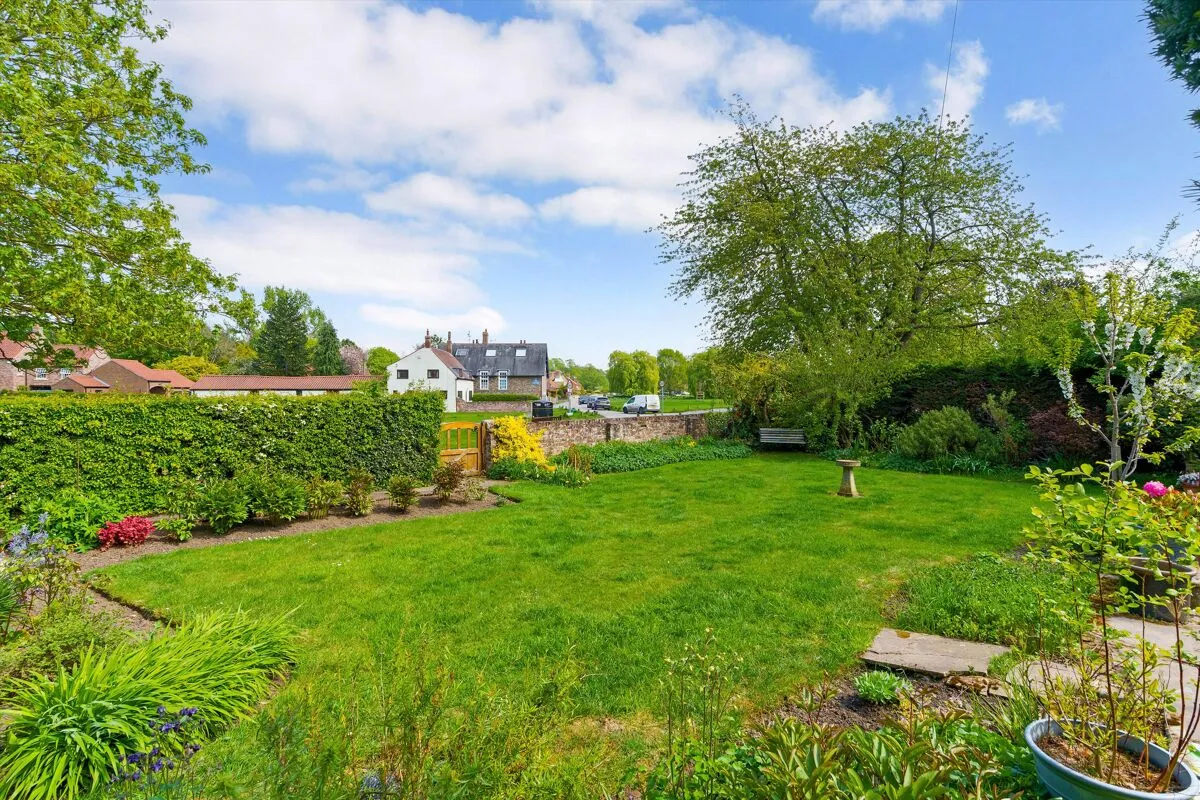 The Green, Nun Monkton, YO26, photo 20