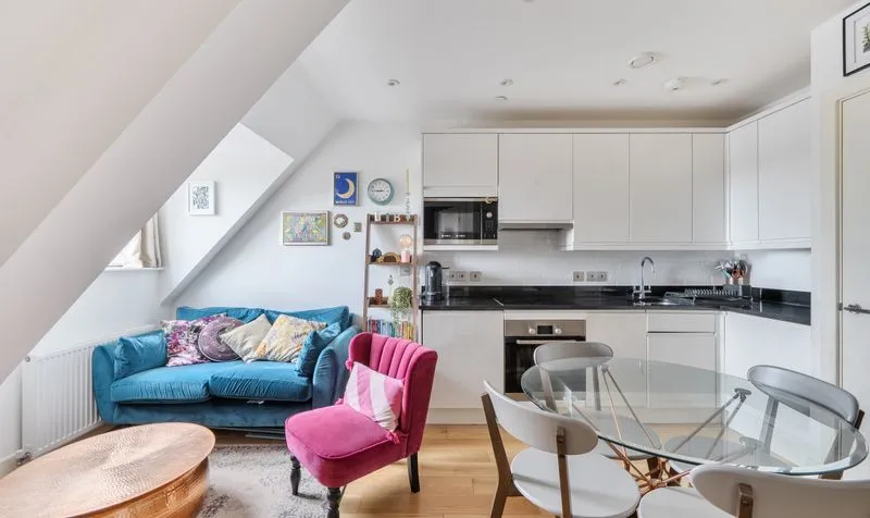 South Street, Epsom, KT18, photo 5