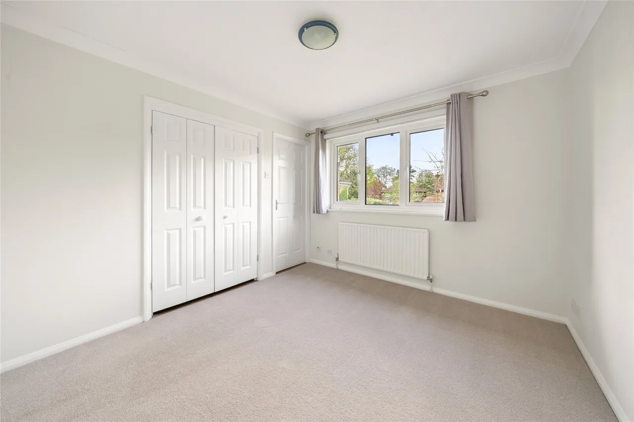 Burleigh Park, Cobham, Surrey, KT11, photo 11