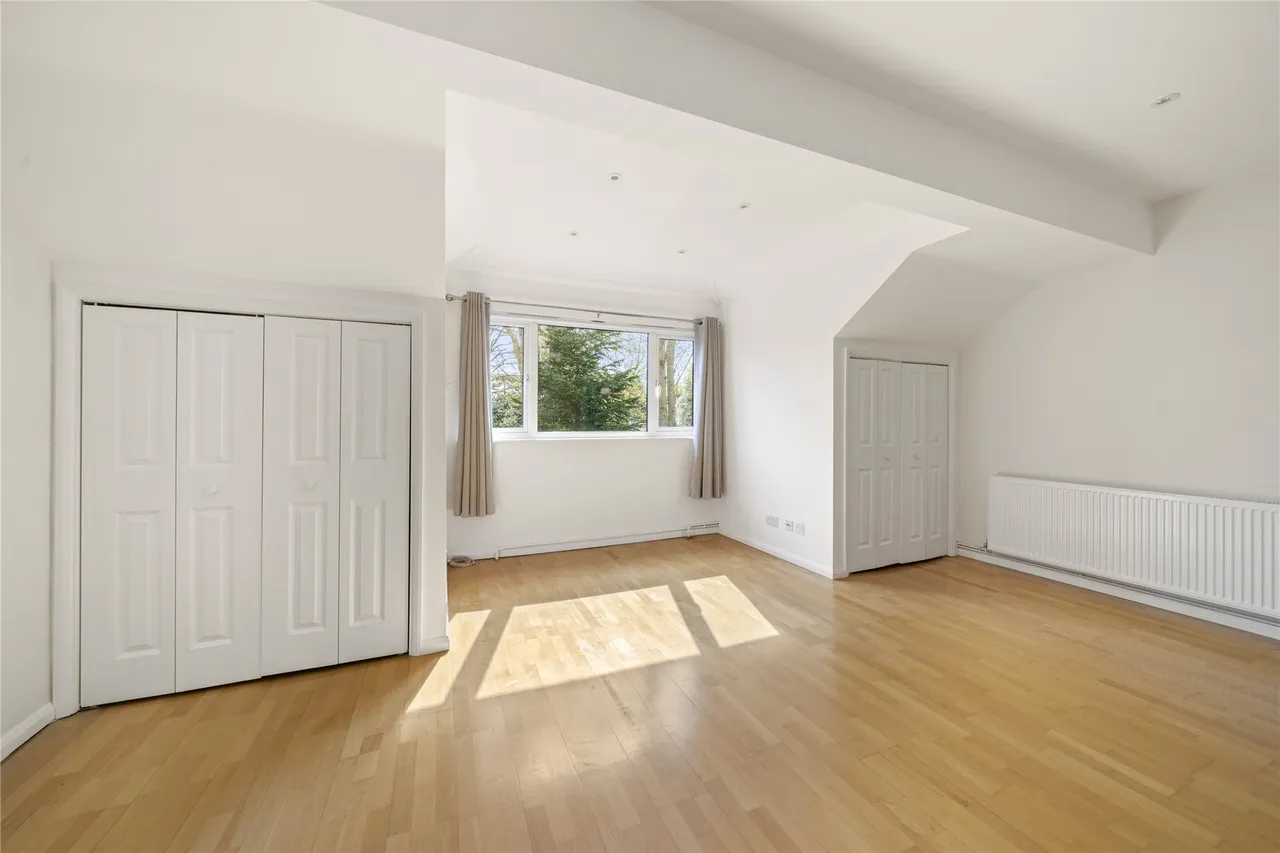 Burleigh Park, Cobham, Surrey, KT11, photo 9