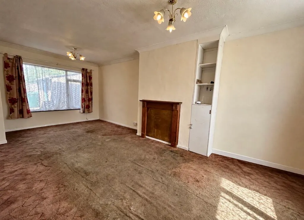 Beadlow Road, Luton LU4 0QZ, photo 4