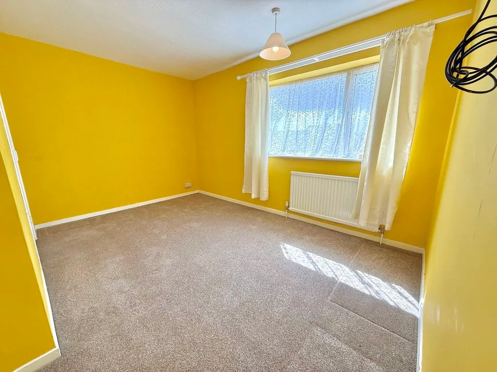 Beadlow Road, Luton LU4 0QZ, photo 5