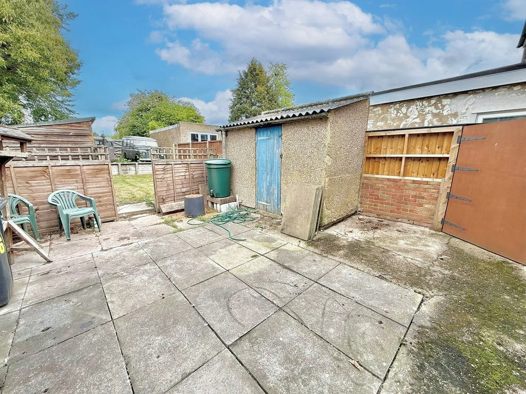 Beadlow Road, Luton LU4 0QZ, photo 10