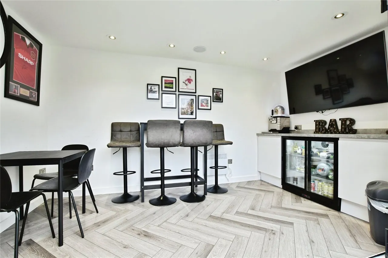 Chedlin Drive, Manchester, Greater Manchester, M23, photo 7