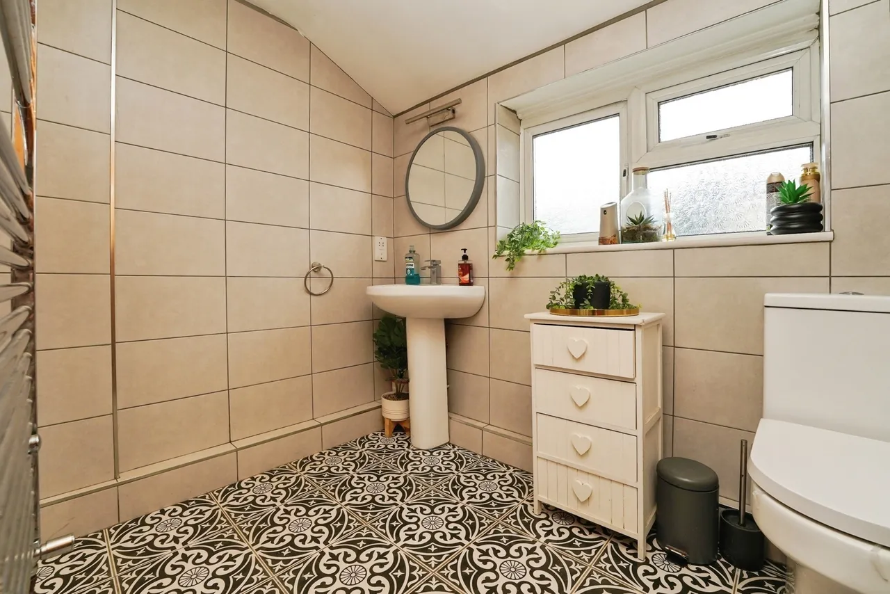 Cecil Road, GLOUCESTER, Gloucestershire, GL1, photo 13