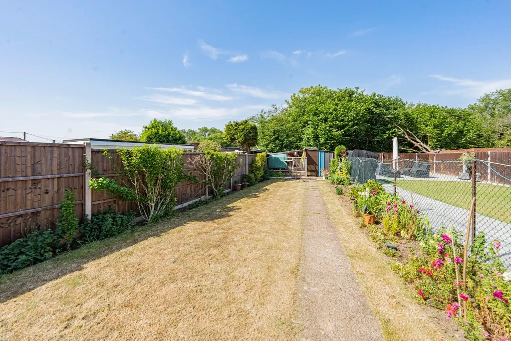 St. Marys Road, Harefield, UB9, photo 7