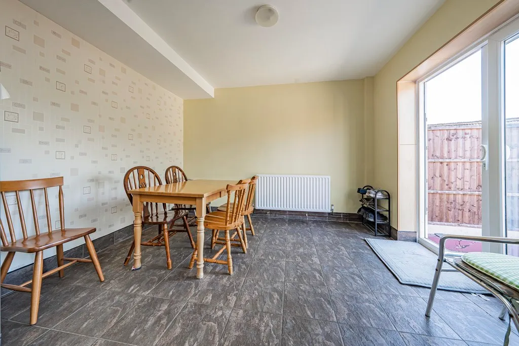 St. Marys Road, Harefield, UB9, photo 9