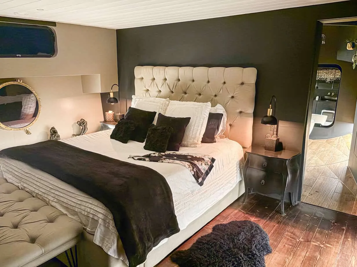 Doyle Carte Island, Weybridge, KT13, photo 7