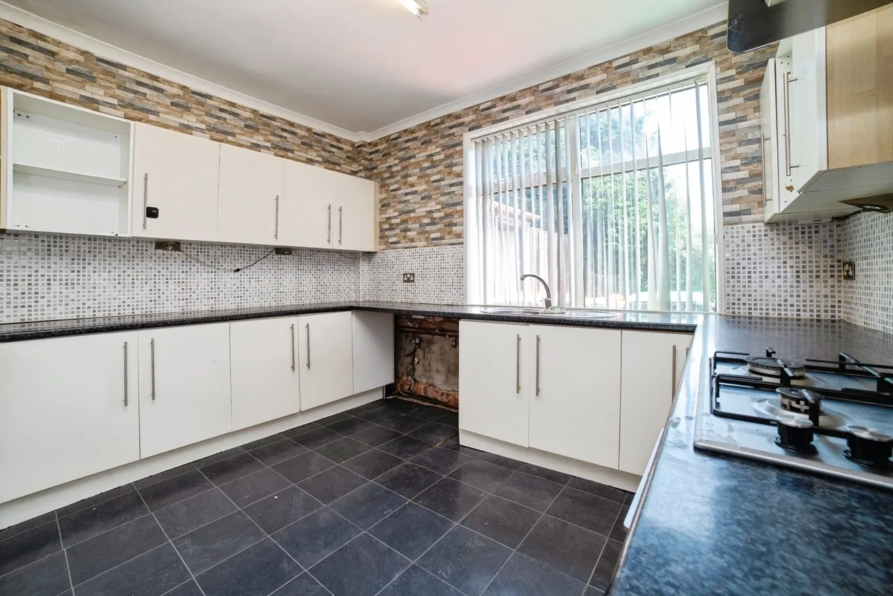 Howard Street, Sutton-in-Ashfield, Nottinghamshire, NG17, photo 7