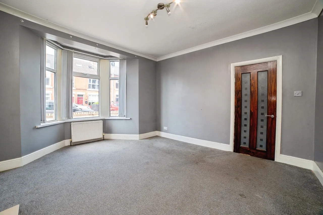 Howard Street, Sutton-in-Ashfield, Nottinghamshire, NG17, photo 2