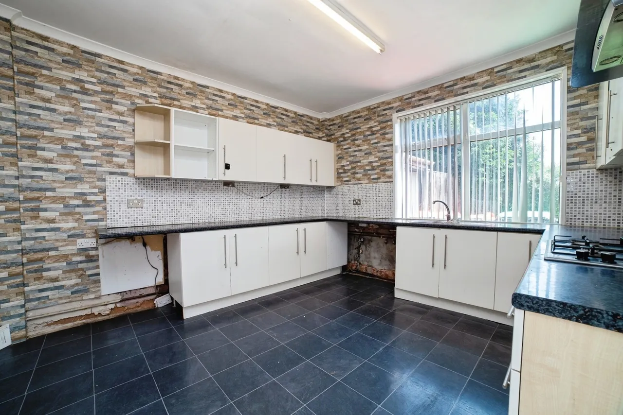Howard Street, Sutton-in-Ashfield, Nottinghamshire, NG17, photo 6