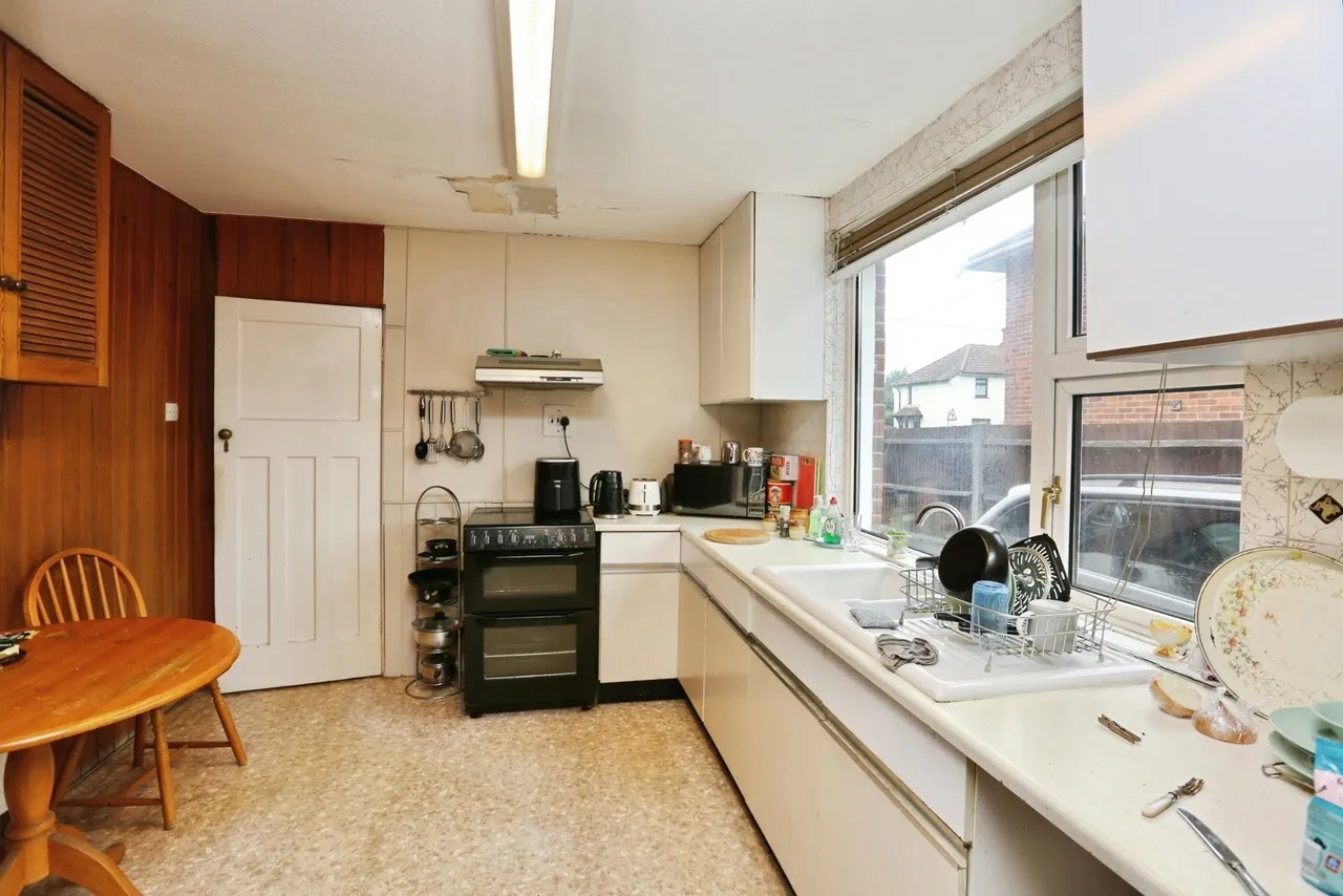 Station Road, Netley Abbey, SO31, photo 7