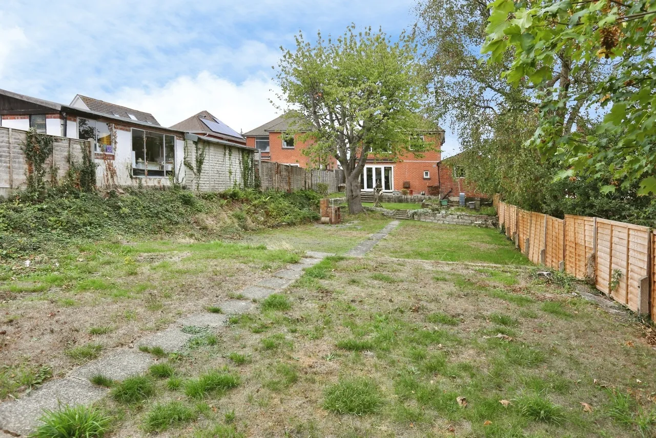 Station Road, Netley Abbey, SO31, photo 20