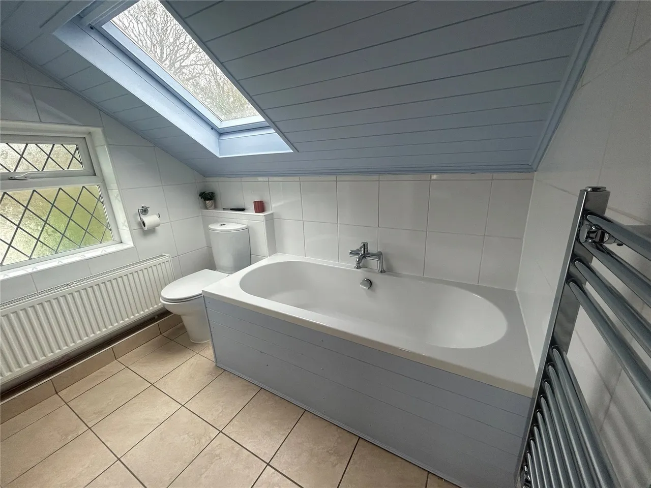 Capel Coch, Llangefni, LL77, photo 9