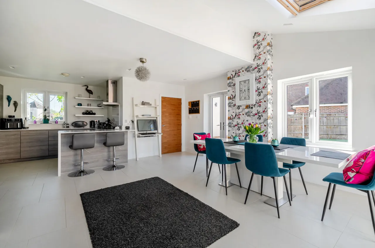 Willowbourne, Fleet, Hampshire, GU51 5AB, photo 6