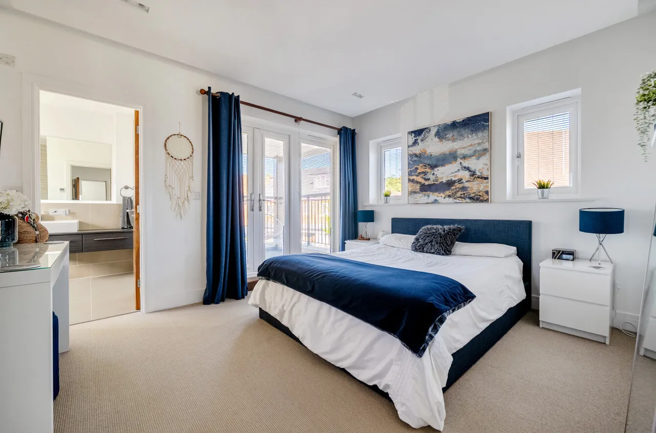 Willowbourne, Fleet, Hampshire, GU51 5AB, photo 21
