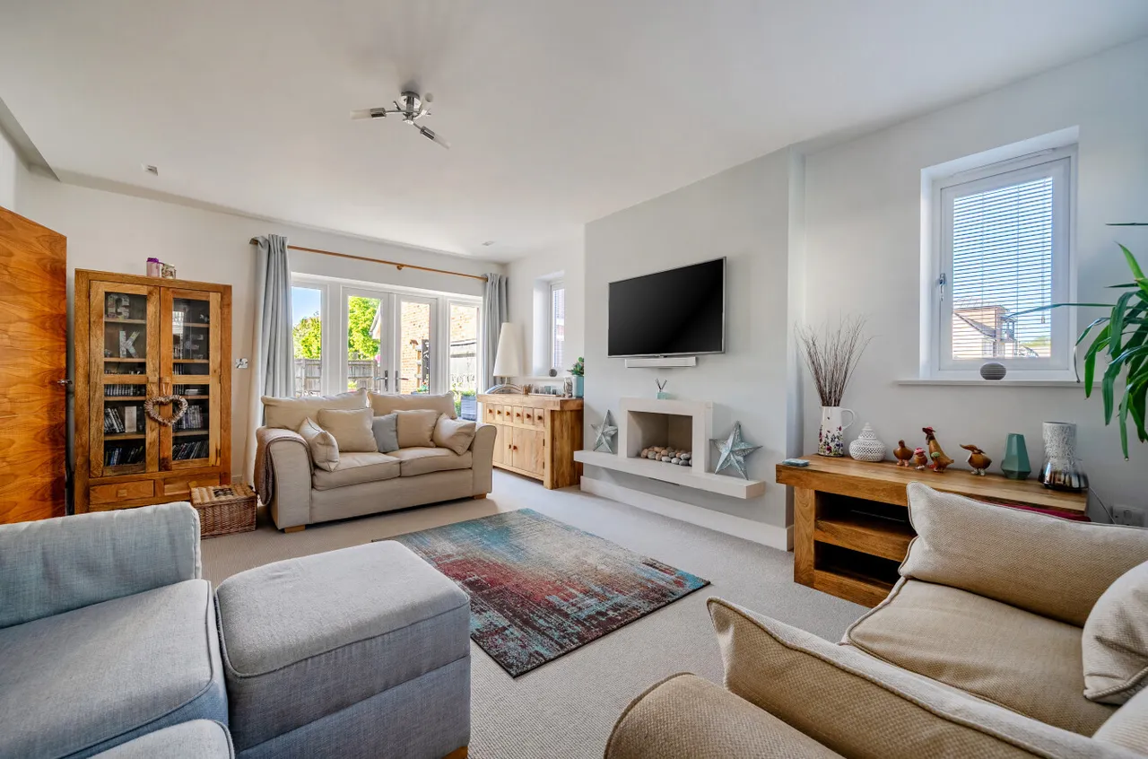 Willowbourne, Fleet, Hampshire, GU51 5AB, photo 9