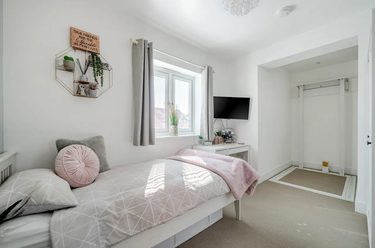 Willowbourne, Fleet, Hampshire, GU51 5AB, photo 25