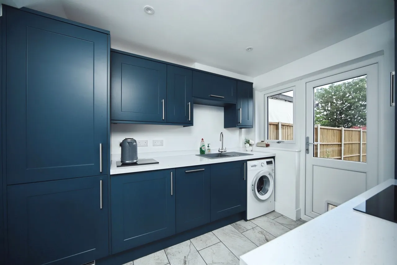 Lyngford Road, Taunton, TA2, photo 14