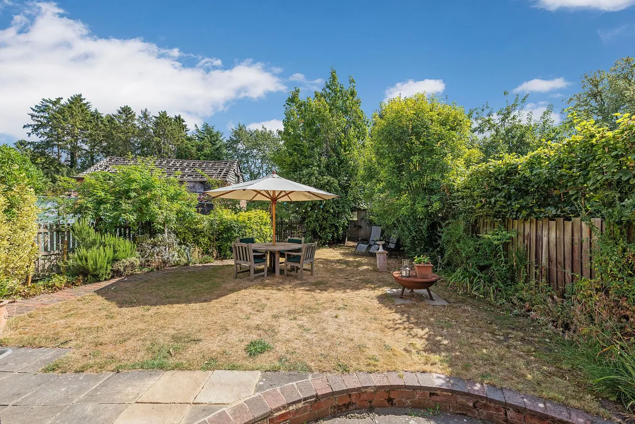 High Street, Barkway, SG8, photo 19
