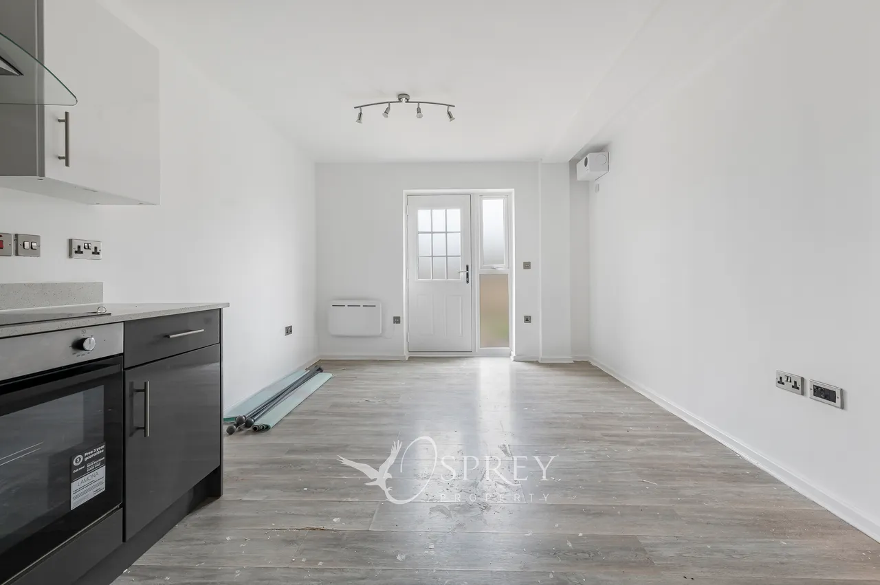 Towngate Mews, Market Deeping, PE6, photo 3
