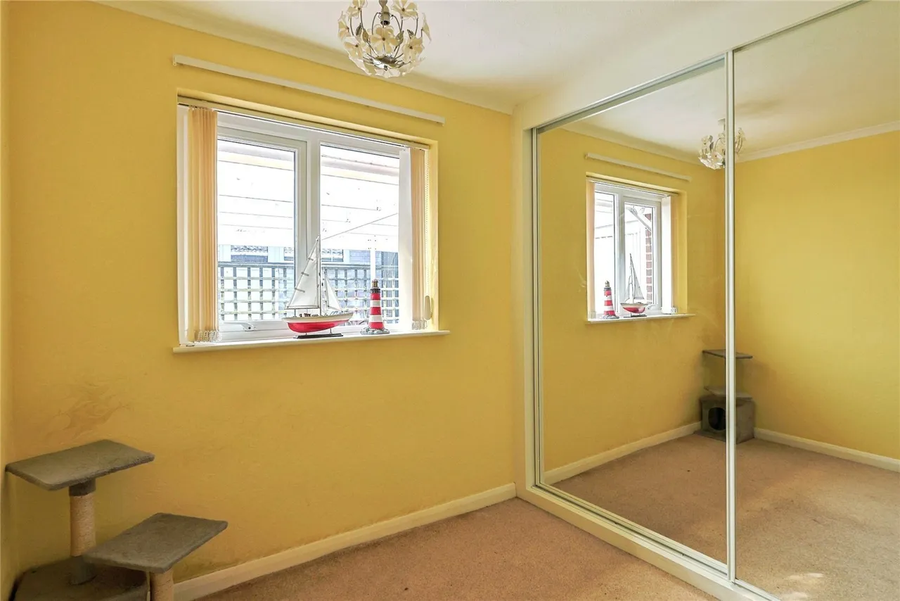 Knights Road, Bearwood, BH11, photo 12