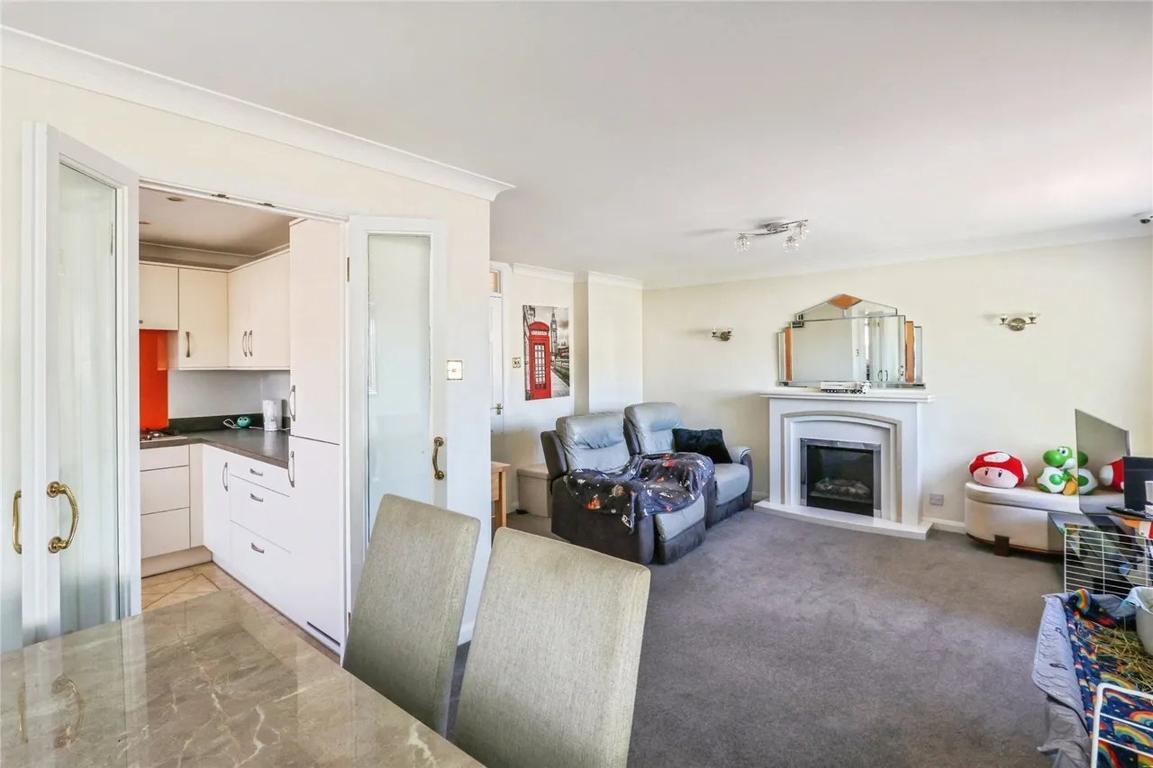 Knights Road, Bearwood, BH11, photo 6