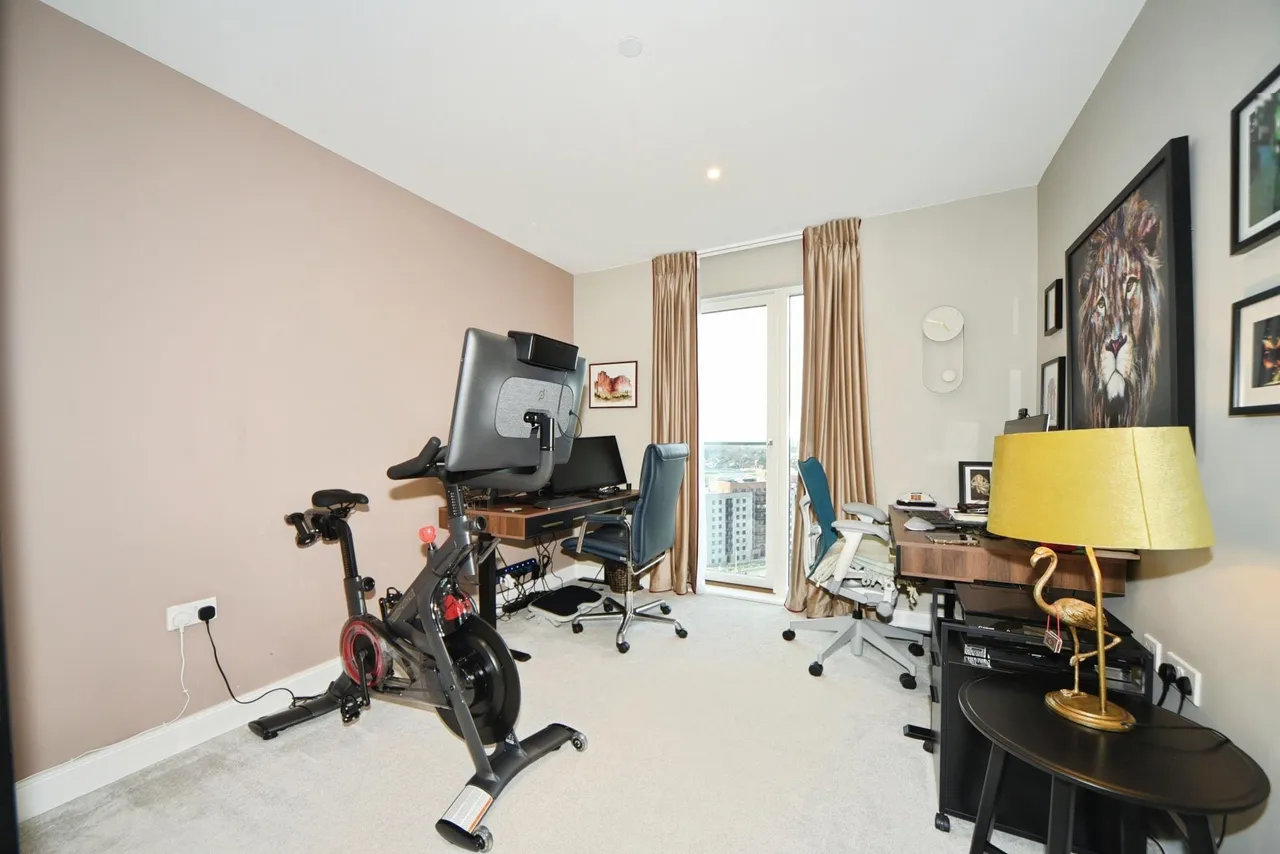 Plowden Road, London, SE3, photo 15
