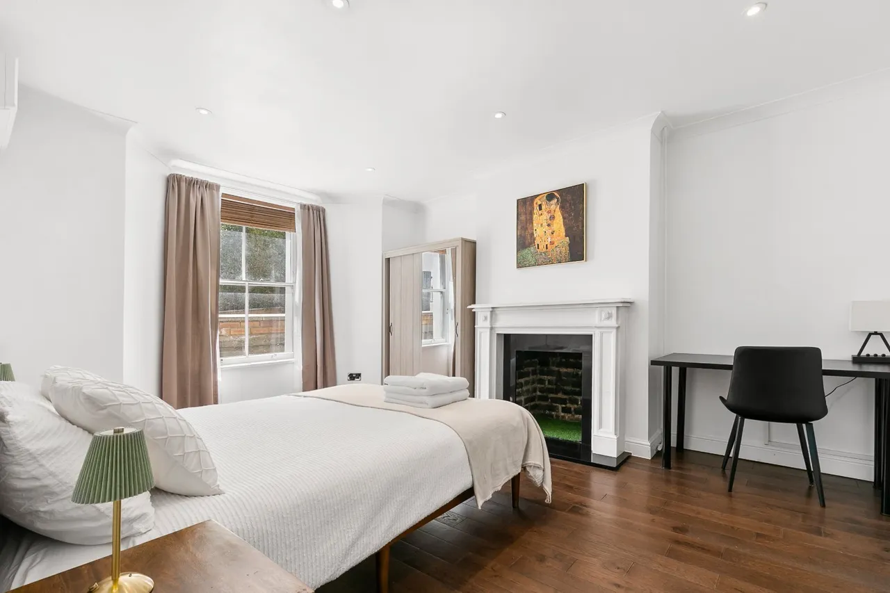 Stock Orchard Crescent, Islington, N7, photo 6