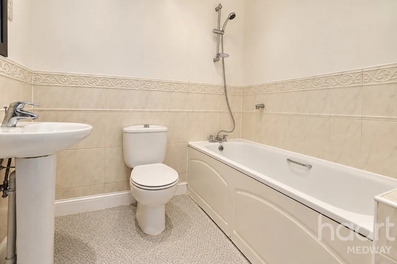 Groombridge Drive, Gillingham, ME7, photo 13