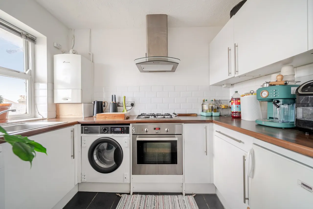Peregrine Court, Streatham, London, SW16, photo 4