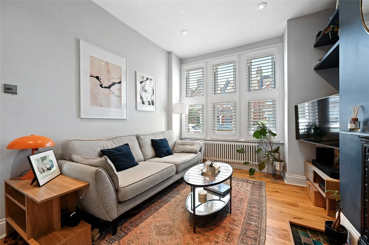 Oaklands Grove, London, W12, photo 6