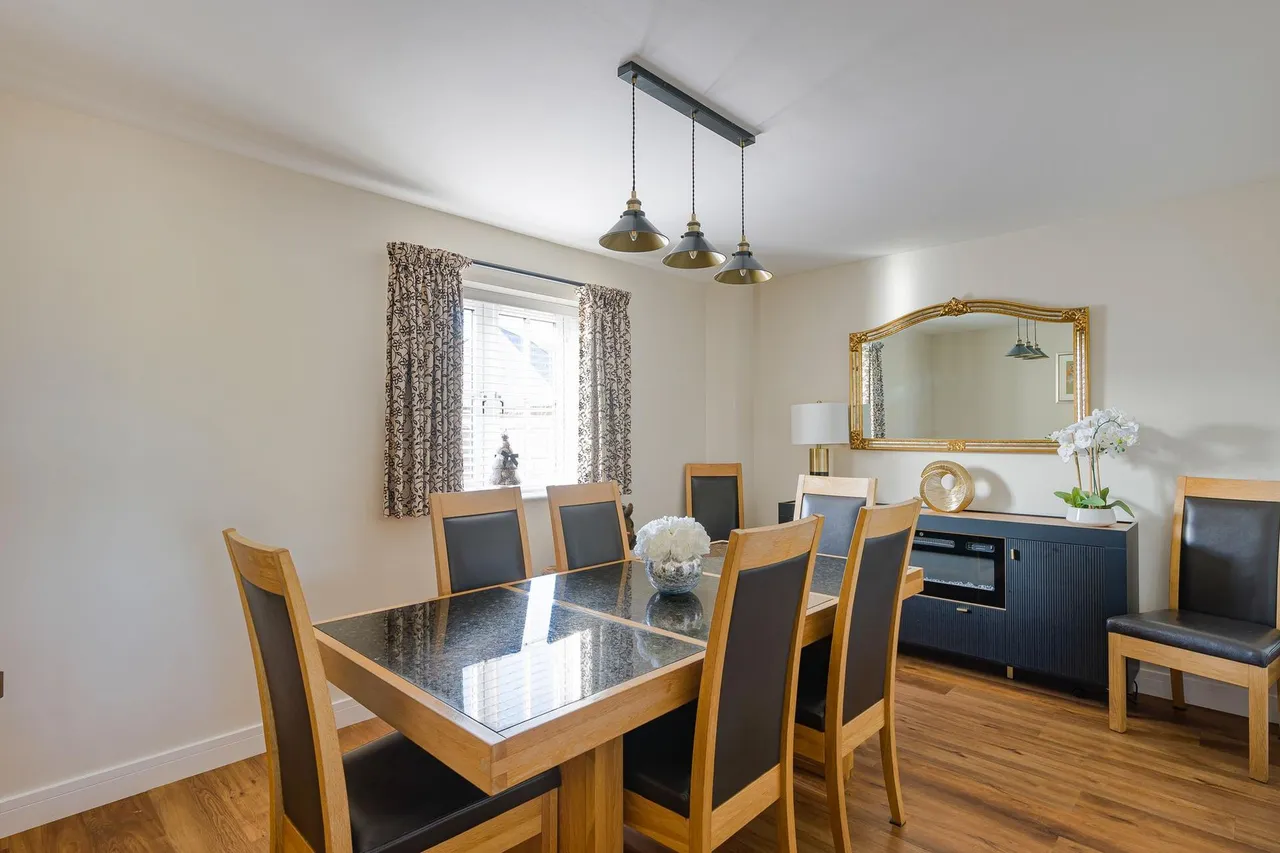 Meadowfields, Kirton End, PE20, photo 16