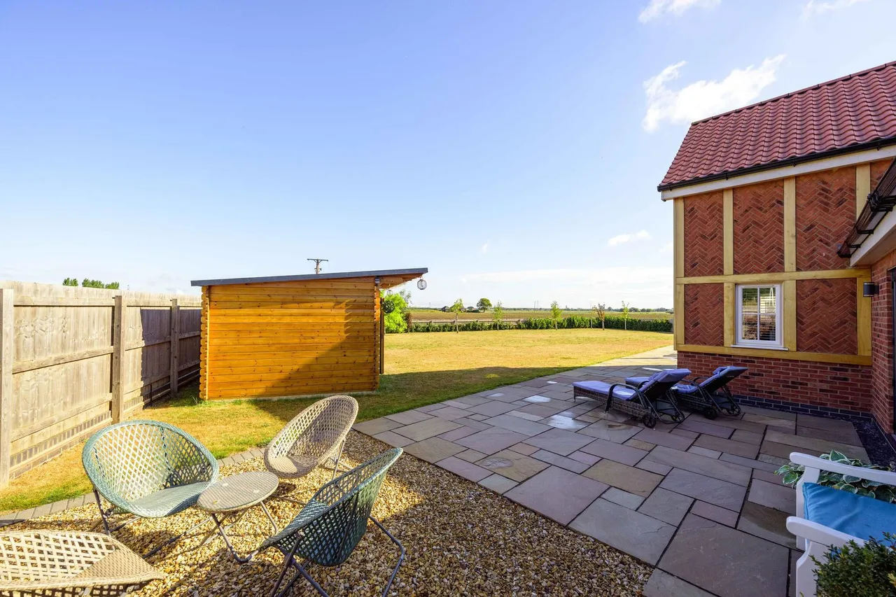 Meadowfields, Kirton End, PE20, photo 38